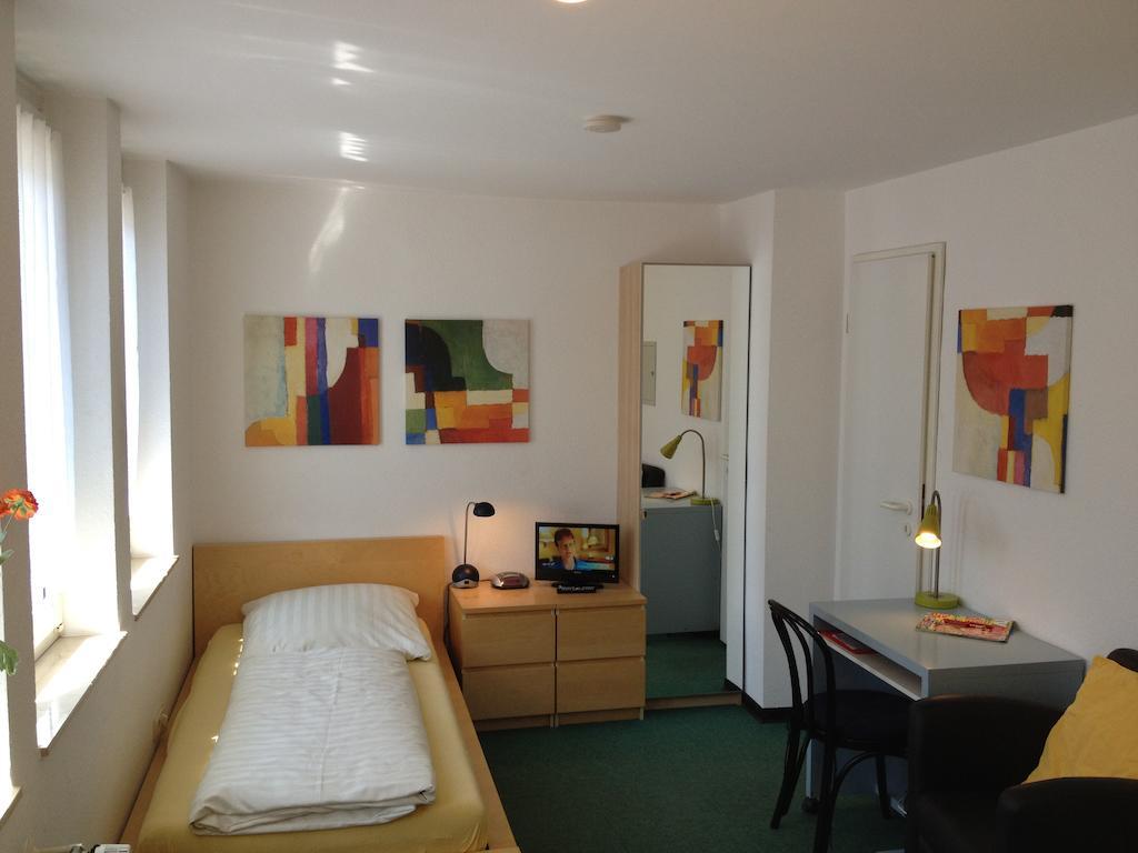 Apartmenthaus Somborn Bochum Pokoj fotografie