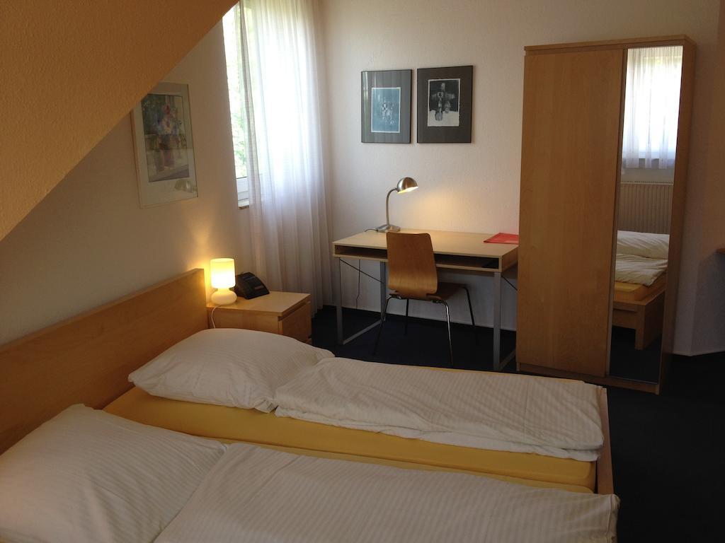 Apartmenthaus Somborn Bochum Pokoj fotografie